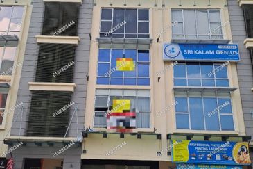 4 Storey Shop Office, Jalan Setia Perdana BB U13/BB, Shah Alam, Selangor