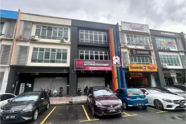 3 Storey Shop Office, Pusat Perniagaan Bukit Raja, Shah Alam, Selangor