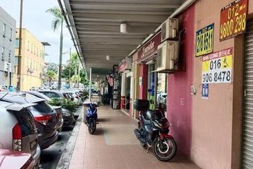 2 Storey Shop Office, Dataran Glomac, Petaling Jaya, Selangor