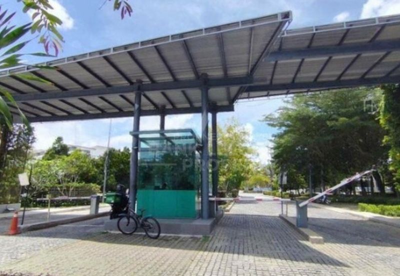 Taman Nusaputra Timur