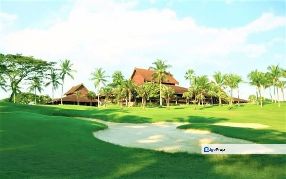 {30% OFF!!!] 3 Storey Detached House, Monterez Golf & Country Club, Shah Alam, Selangor, Shah Alam