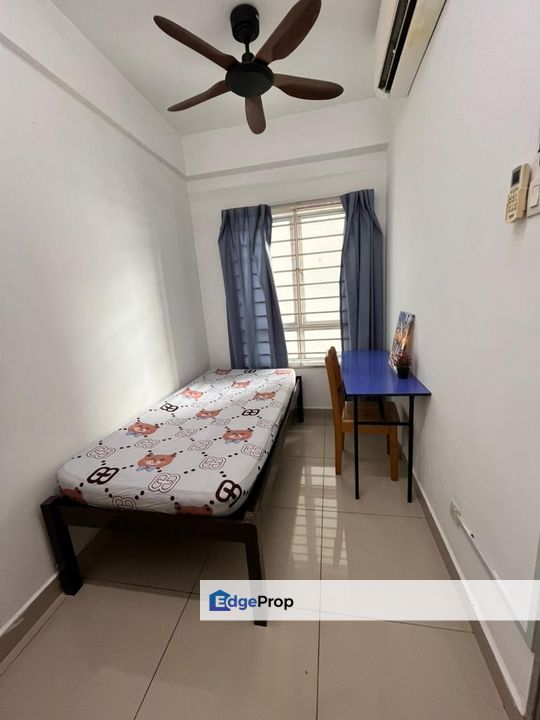 Female Unit Small Room Kota Damansara, Selangor, Kota Damansara