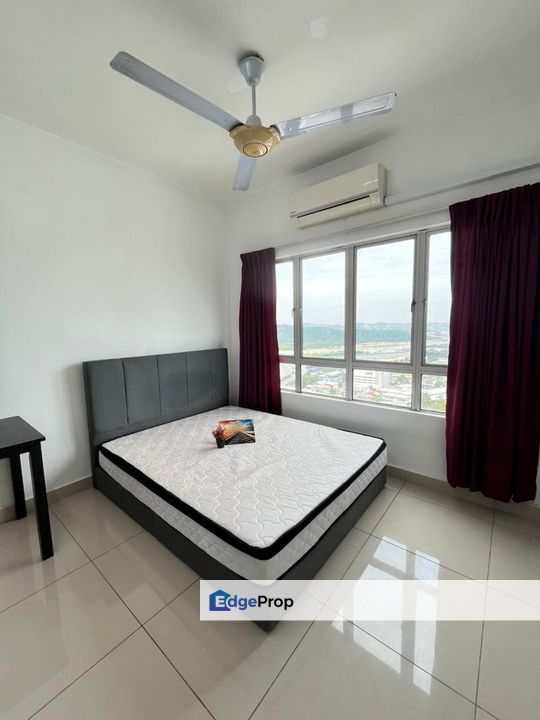 Female Unit Medium Room Casa Residensi Kota Damansara, Selangor, Kota Damansara