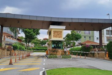 Lelong 2.5 STOREY TERRACED HOUSE, Sunway SPK Damansara, KL