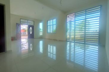 TAMAN SAUJANA SEMELING