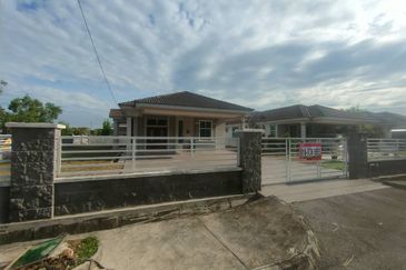 TAMAN SAUJANA SEMELING