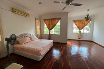 BANDAR LAGUNA MERBOK (KEMBAR)