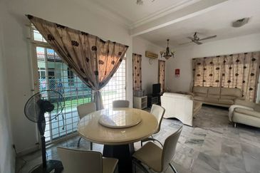 BANDAR LAGUNA MERBOK (KEMBAR)