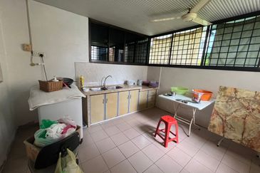 BANDAR LAGUNA MERBOK (KEMBAR)