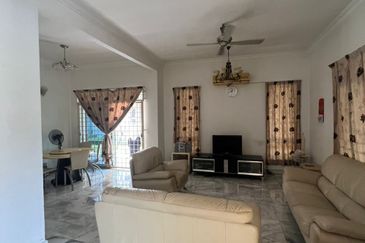 BANDAR LAGUNA MERBOK (KEMBAR)