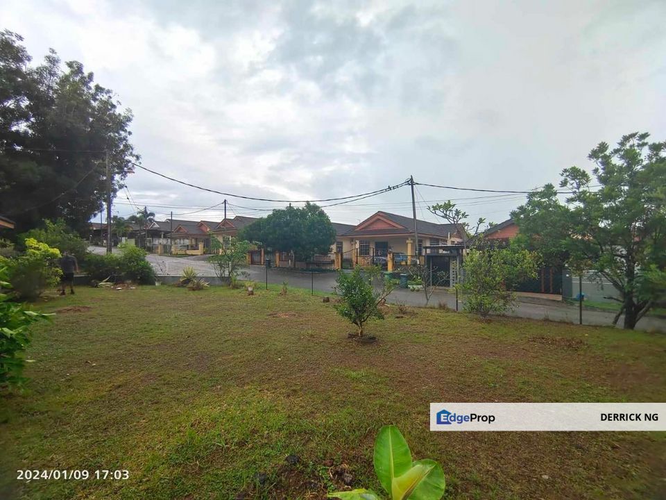 Bandar Sri Astana 1 Stry Semi-D House Facing Padang For Rent, Kedah, Kuala Muda