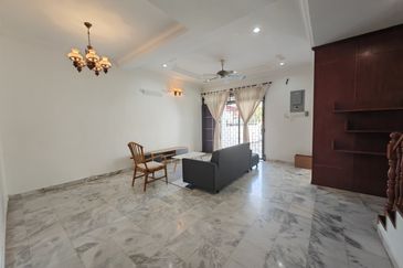 Bandar Laguna Merbok