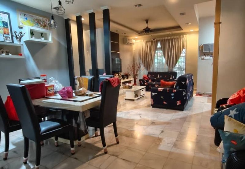 Bandar Laguna Merbok