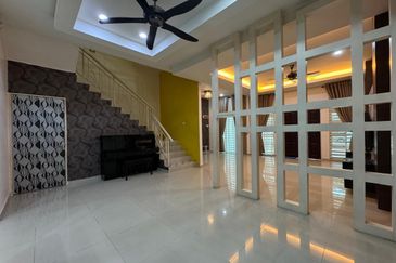 TAMAN PERMATA HILL PARK