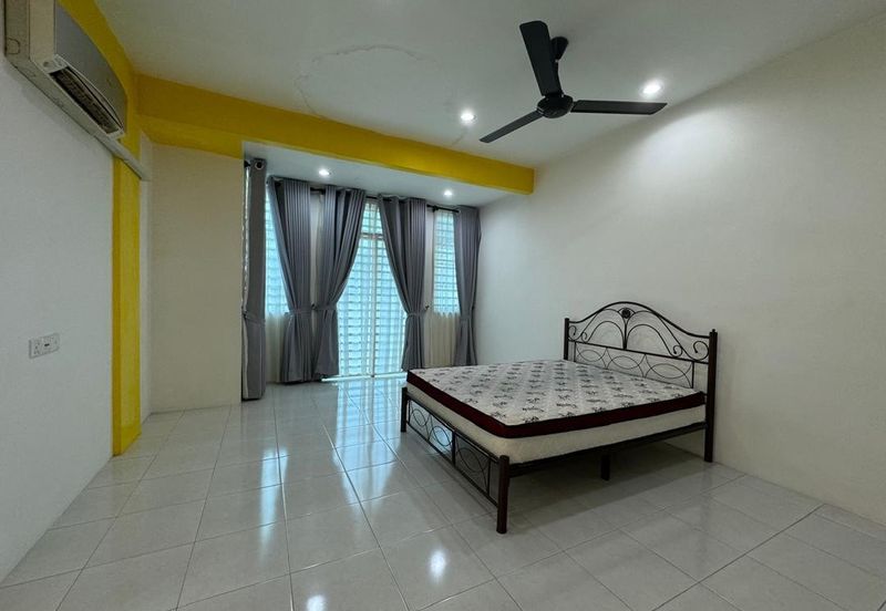 TAMAN PERMATA HILL PARK