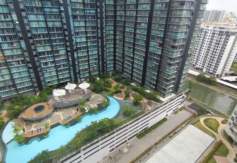 Tropicana Bay Residences