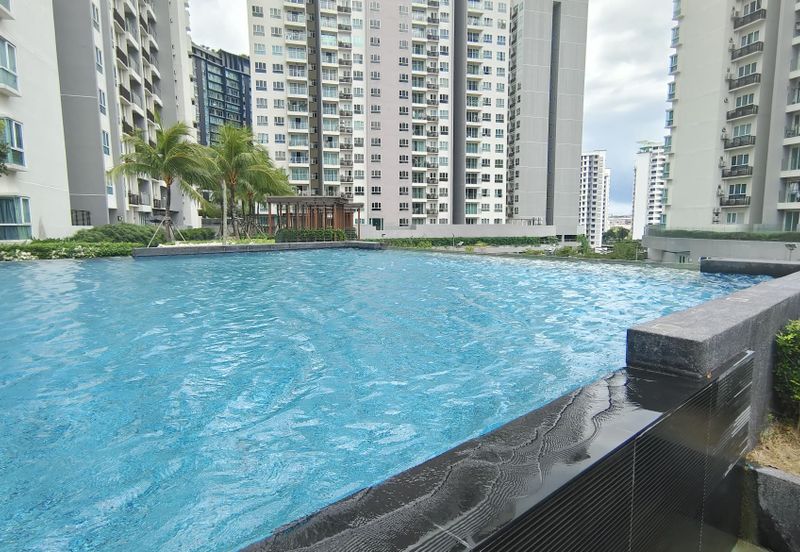 Tropicana Bay Residences