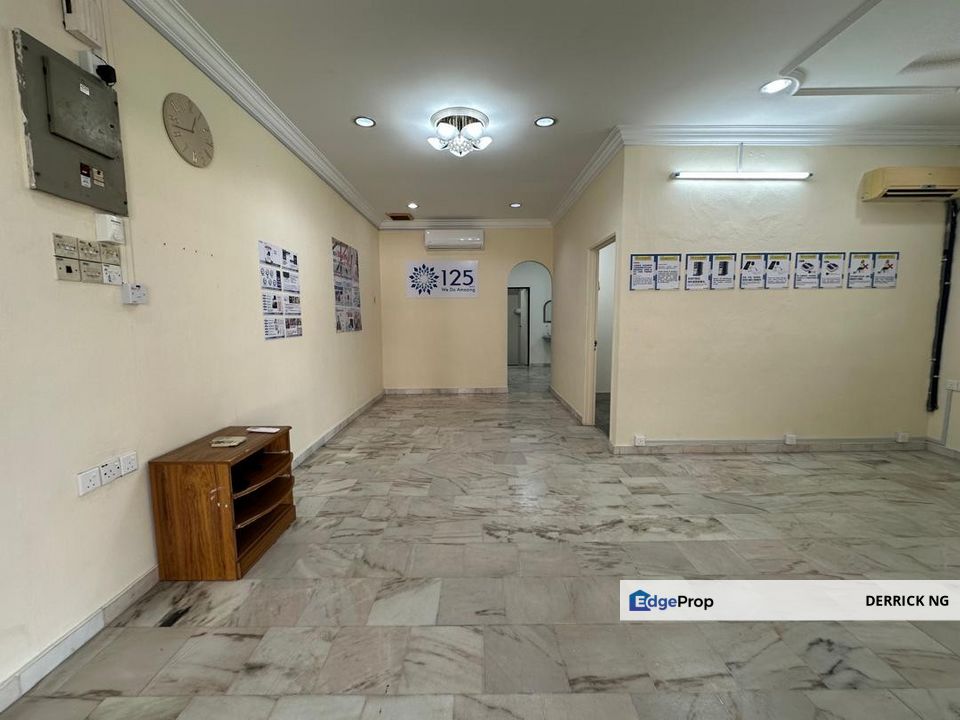 Taman Ria Jaya Near Maybank , Chinese Neighbor 1 Stry Terrace Corner House For Sale, Kedah, Sungai Petani