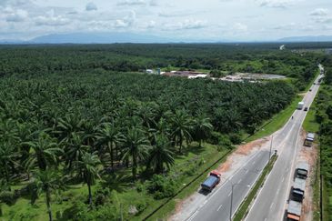 Jalan Puteri Jaya - Jalan Sidam Kiri