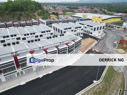 The Point Facing Main Road , Entrance To Tf Vvalue Mart , New 2 Stry Shoplot For Rent, Kedah, Sungai Lalang