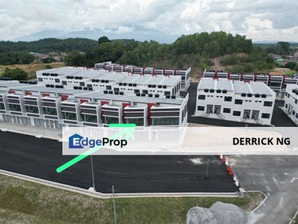 The Point  Facing Main Road , Entrance Road 2 Stry Shoplot For Sale, Kedah, Sungai Lalang