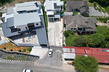 TAMAN TERATAI (PERMATA)