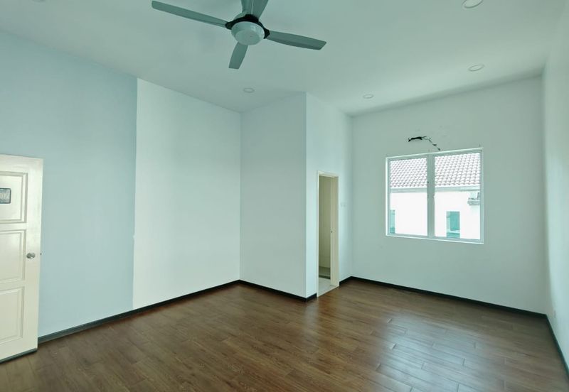 Bukit Banyan Eugenia