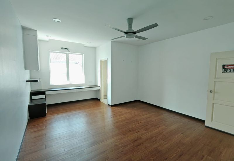 Bukit Banyan Eugenia