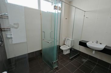 Bukit Banyan Eugenia