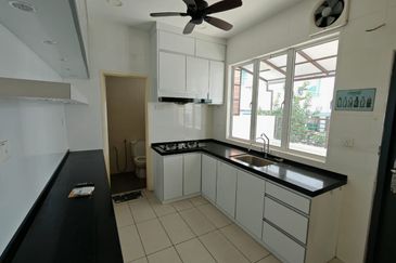 Bukit Banyan Eugenia