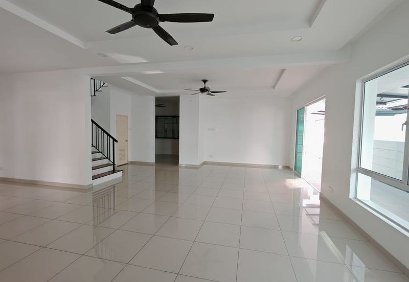 Bukit Banyan Eugenia