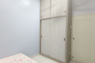 BANDAR LAGUNA MERBOK (KEMBAR)