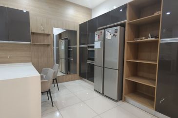 BANDAR LAGUNA MERBOK (KEMBAR)