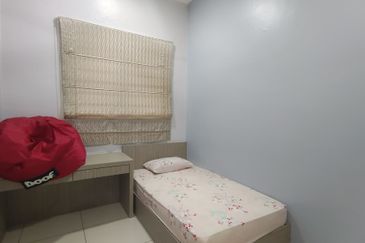 BANDAR LAGUNA MERBOK (KEMBAR)