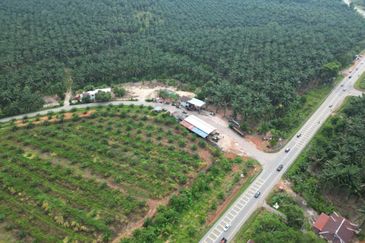 Jalan Puteri Jaya - Jalan Sidam Kiri