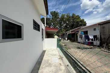 BANDAR AMANJAYA (ZON ANGGERIK)