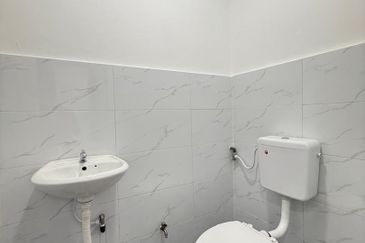 BANDAR AMANJAYA (ZON ANGGERIK)