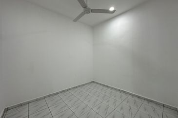 BANDAR AMANJAYA (ZON KENANGA)