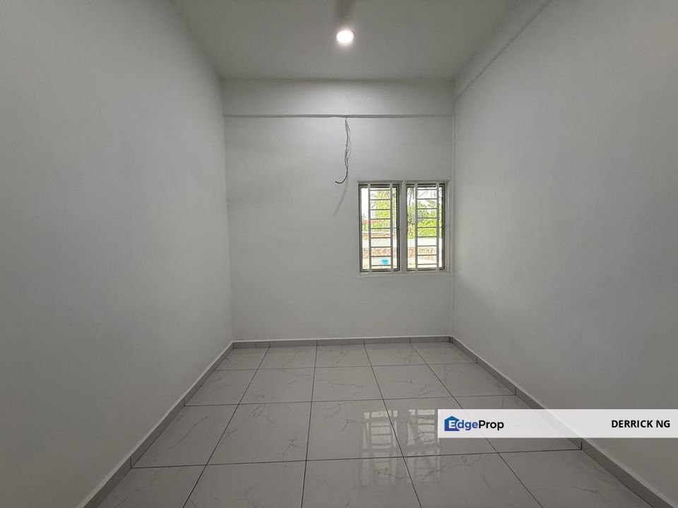 Taman Peruda 1 Stry Terrace End Lot Renovation House For Sale , Kedah, Kuala Muda