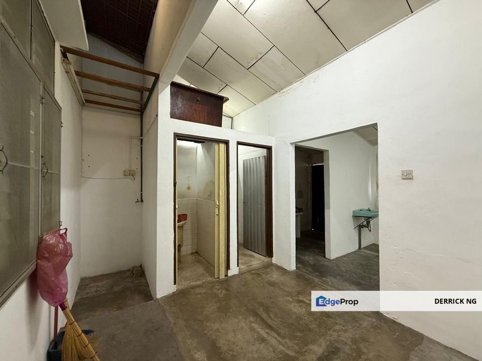 Taman Keladi 1 Stry Terrace Below Market , Open Facing , Near School For Sale, Kedah, Sungai Petani