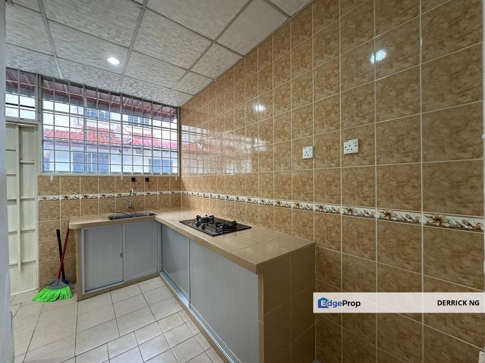 Bandar Laguna Merbok 2 Stry Terrace Below Market Price Fully Extend House for Sale, Kedah, Sungai Petani