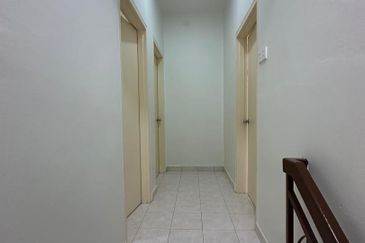 Bandar Laguna Merbok