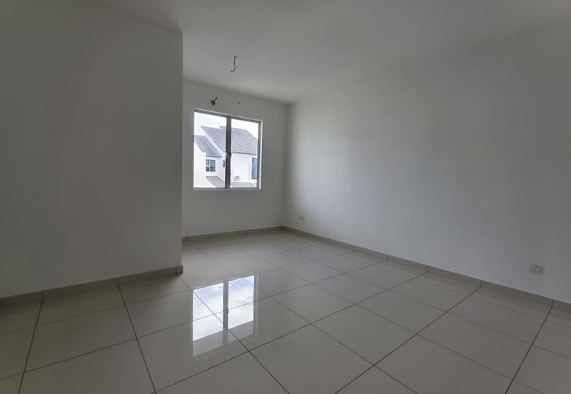 Bandar Laguna Merbok