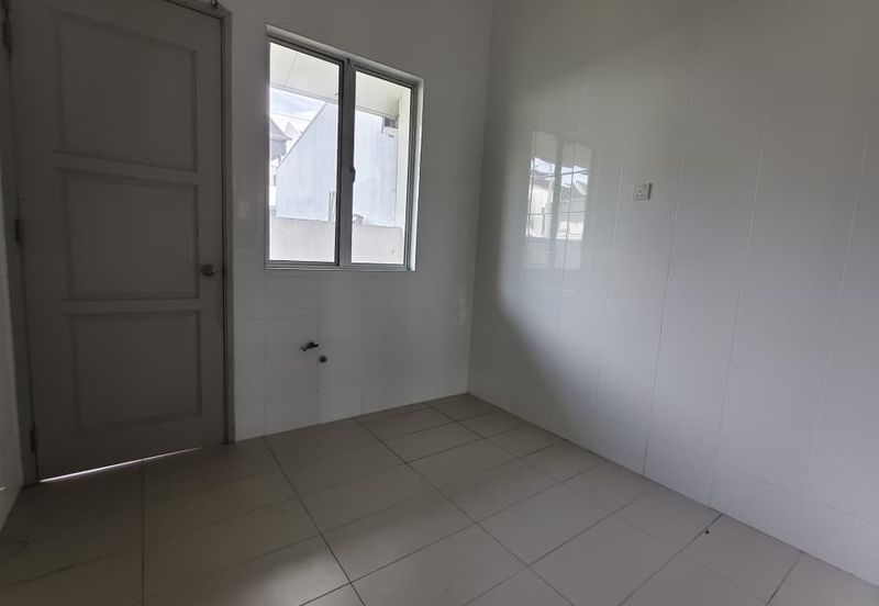 Bandar Laguna Merbok