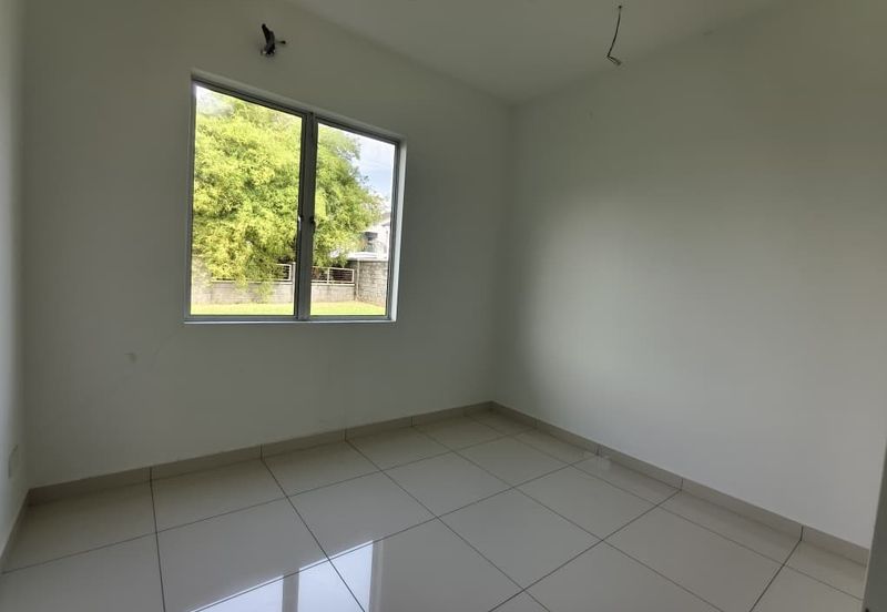 Bandar Laguna Merbok