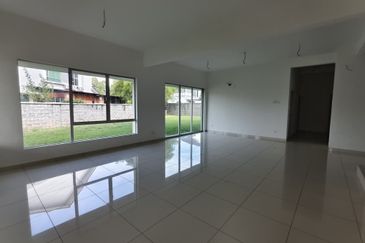 Bandar Laguna Merbok