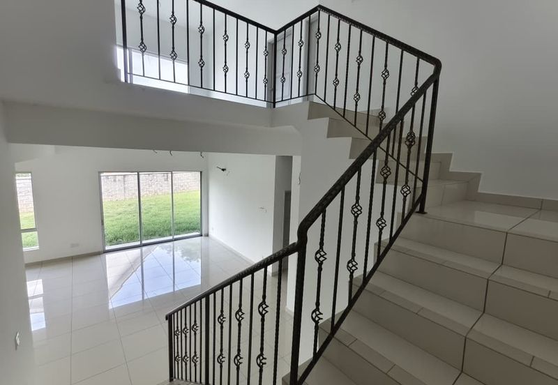 Bandar Laguna Merbok