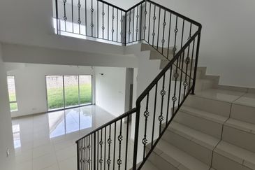 Bandar Laguna Merbok