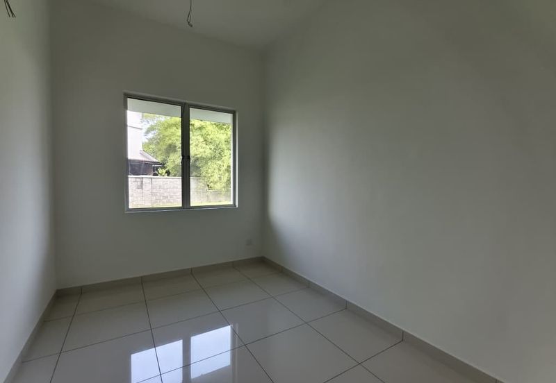 Bandar Laguna Merbok