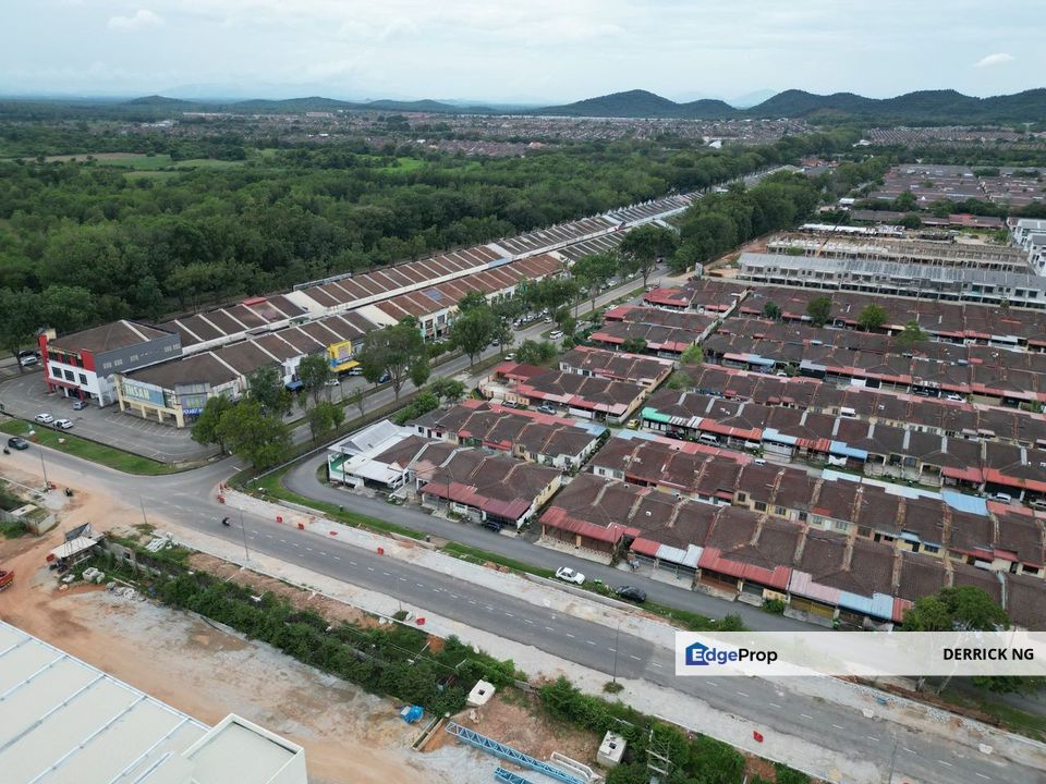 Bandar Puteri Jaya Beside Lotus Ground Floor Shoplot For Rent, Kedah, Sungai Petani